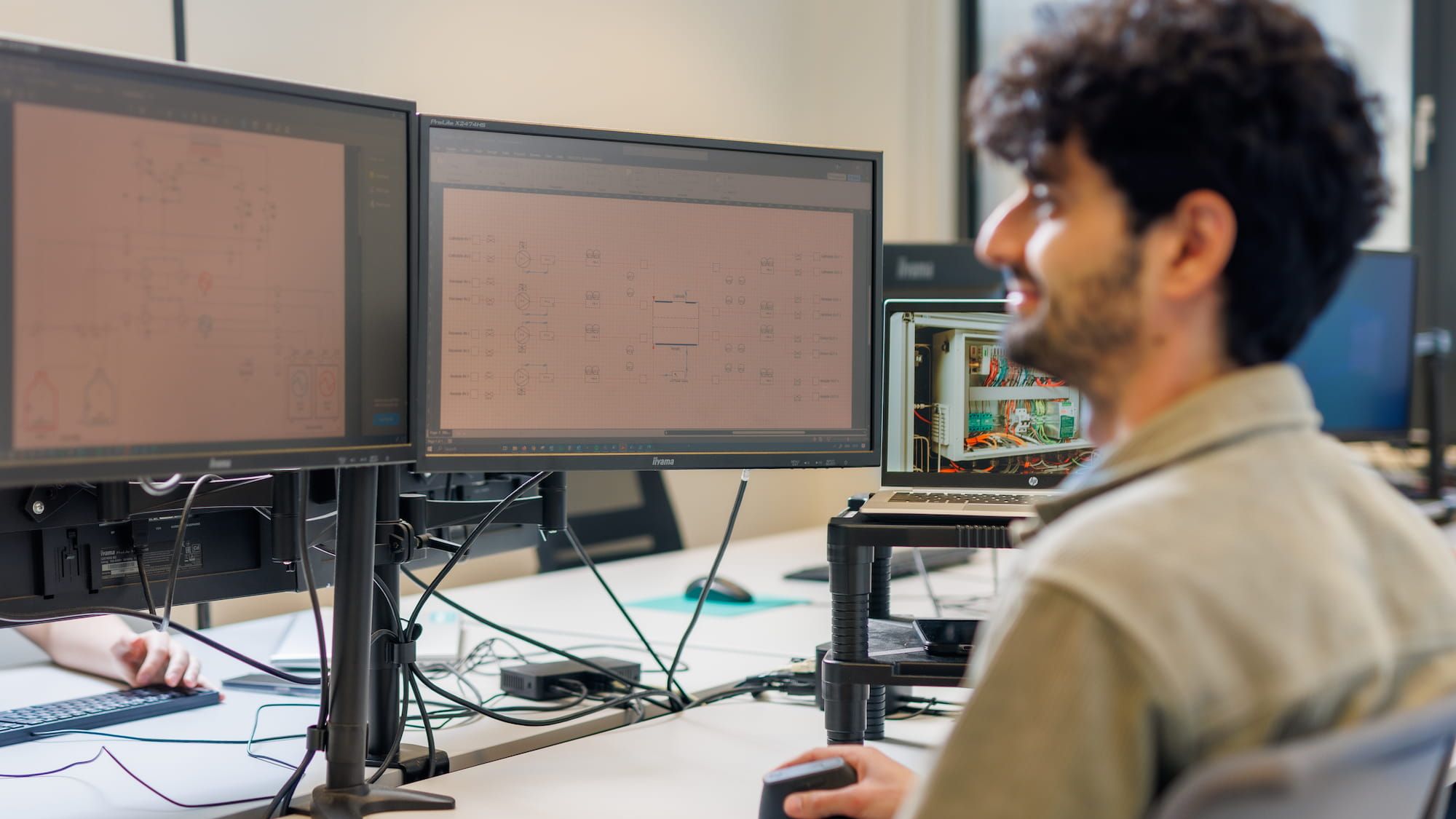 demcon-convergence-sales-engineer